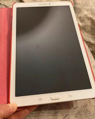 Samsung Galaxy Tab E  9,6”, 1,5 GB di RAM