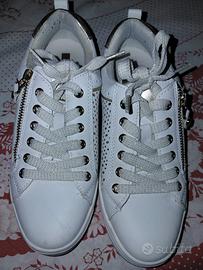 👟 Sneacker bianche