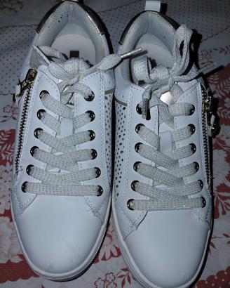 👟 Sneacker bianche