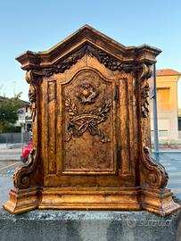 Antico Tabernacolo Barocco in Legno Dorato