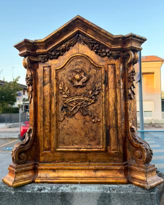 Antico Tabernacolo Barocco in Legno Dorato