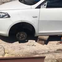 Ricambi lancia ypsilon