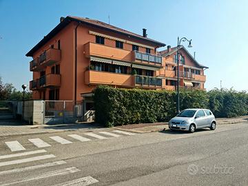 Mansarda con cantina e box a Ozzero (Mi)