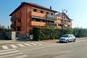 Mansarda con cantina e box a Ozzero (Mi)