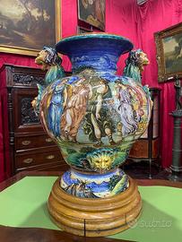 Grande vaso biansato in maiolica