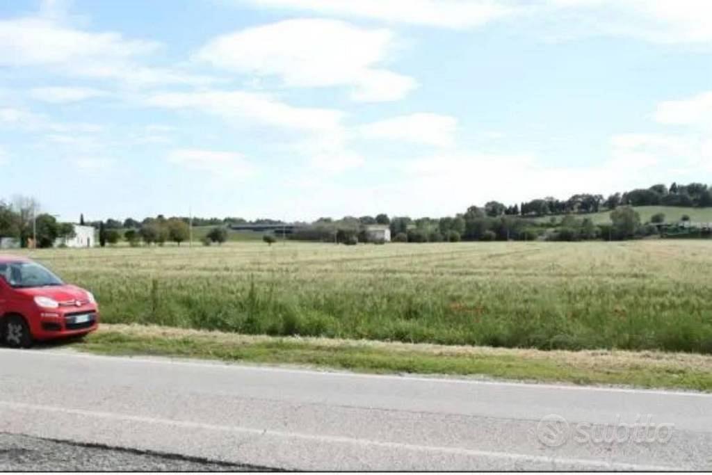 Immobile in asta di 25863 m² a Mondolfo - Vista 2