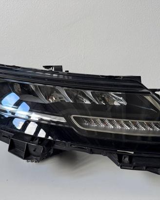 Faro destro Land Rover Range Rover Evoque II (L551
