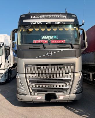 Trattore stradale volvo fh500