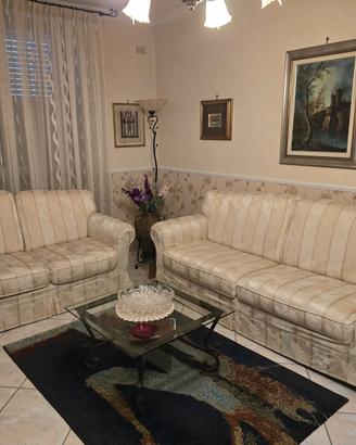 Divani Poltrone e Sofà – Come nuovi