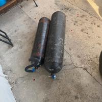 bombole metano auto appena smontate.