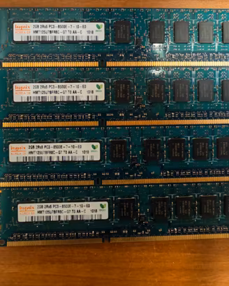 4x 2GB RAM DDR3 ECC Hynix PC3-8500E (8GB totali)