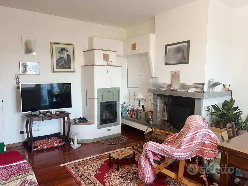Appartamento di 90 m² con più di 5 locali e box au - Vista 6