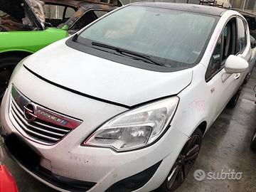 OPEL MERIVA 2014