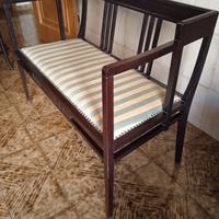 divanetto 2 posti + panca + sgabello alto