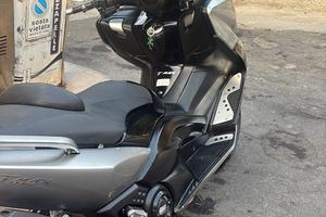 Yamaha t max