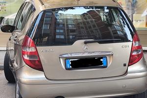 Mercedes A200