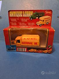 Modellino Antique Lorry "Fuel National Oil"