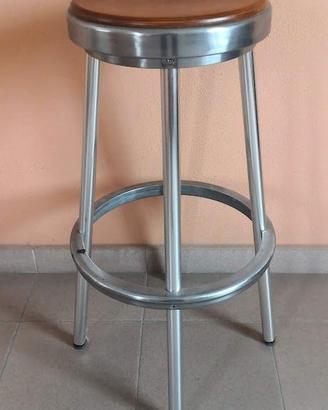 Sgabello alto Contral Italia