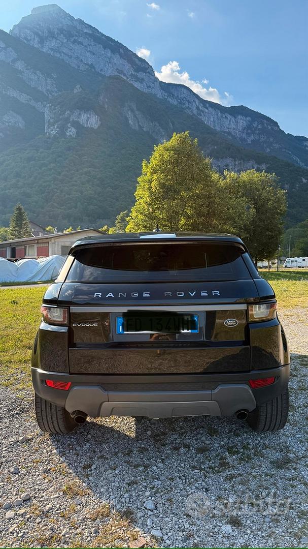 Land Rover Range Rover Evoque 2016 photo 2