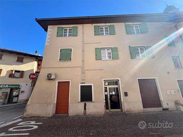 SOFFITTA PER CAMBIO DESTINAZIONE IN APPARTAMENTO