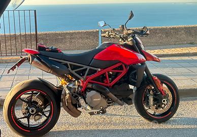 Ducati hypermotard 950