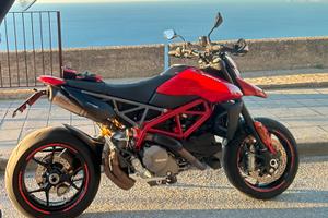 Ducati hypermotard 950