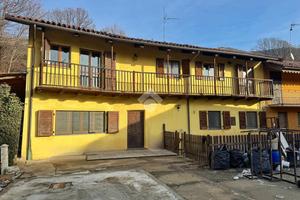 CASA SEMINDIPENDENTE A VAL DELLA TORRE