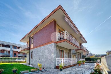 BIFAMILIARE A COLLEGNO