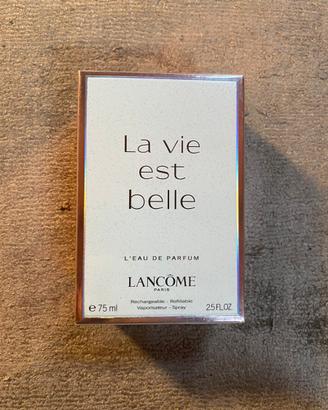 Profumo Lancome la vie est belle, NUOVO