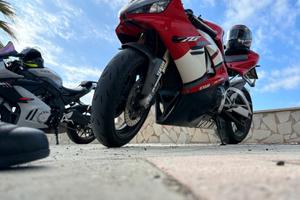 Yamaha R1 2001 carburatore