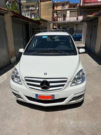 Mercedes 200 cdi anno 2011