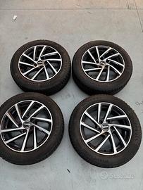 4 Cerchi Lega e Gomme Invernali 16 Pollici VW GOLF