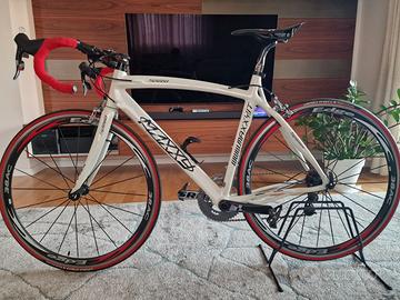 Bici corsa full carbon - progetto esclusivo