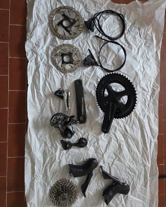 Shimano Ultegra R8000 11-Speed Groupset 