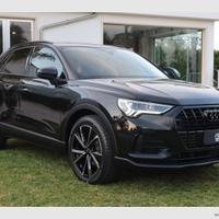AUDI Q3 35 TDI S tronic Identity Black