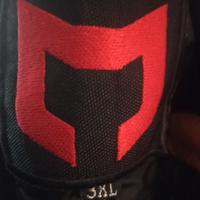 giubbotto e pantalone in tessuto da moto