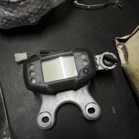 Strumentazione con blocco chiave husqvarna