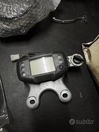 Strumentazione con blocco chiave husqvarna