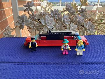 LEGO LIMOUSINE ROSSA CON 3 MINIFIGURE