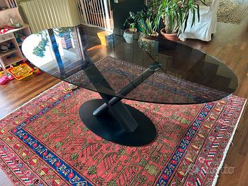 Tavolo di design ovale in vetro nero 180x90