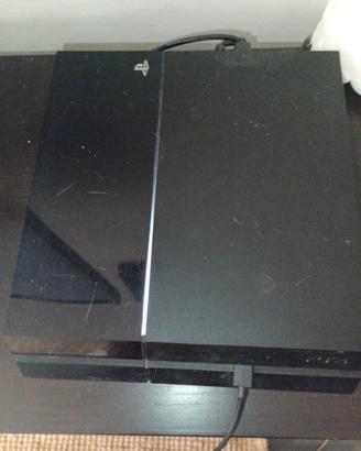 Ps4 originale, 2 joypad e 6 giochi