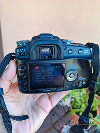Sony A 100 con zoom 18-70