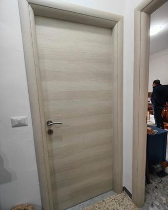 2 PORTE COLORE BEIGE SABBIA MISURA 80L X 2,10H.