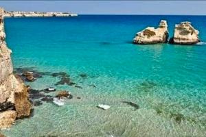 Villetta a Torre dell'orso con posto auto