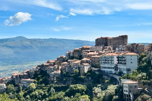 Fabbricato storico nel cuore di Roccadaspide