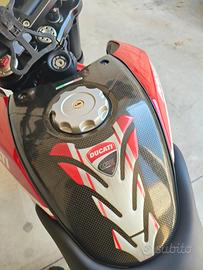 kit carbon hipemotard 