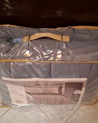 TRAPUNTA IN VELLUTO SINGOLA NUOVA. FUORIGROTTA.