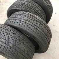 4 gomme invernali 315 30 22 e 275 35 22 Pirelli
