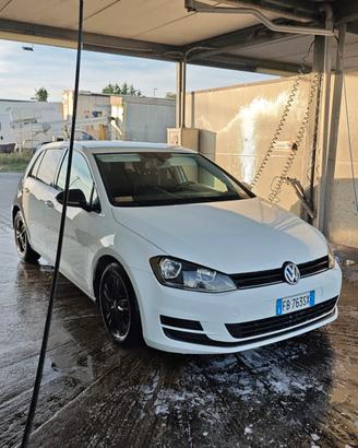 Volkswagen Golf 1.6 diesel 105 cv