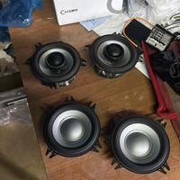 casse per auto 4 woofer 2 vie e 2 woofer normali